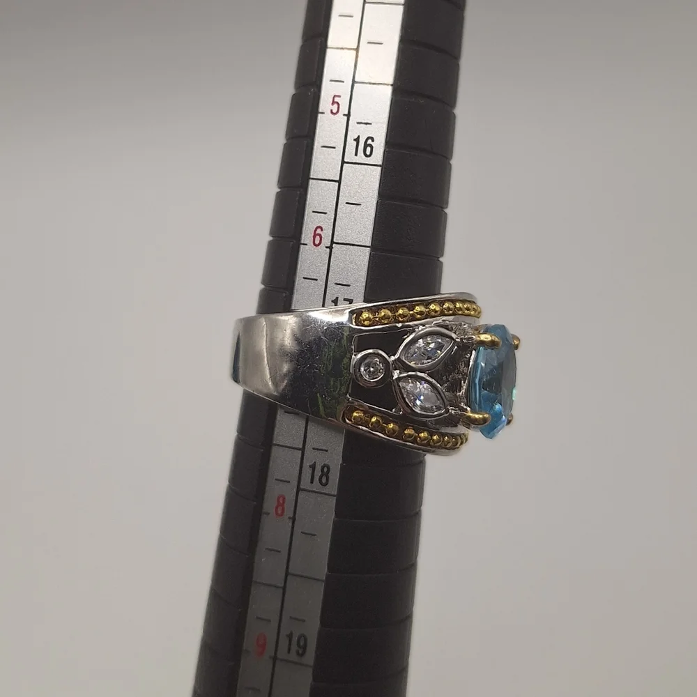 Blue Swarovski Crystal Oval Ring | Two-Tone Silver & Gold | Size 7